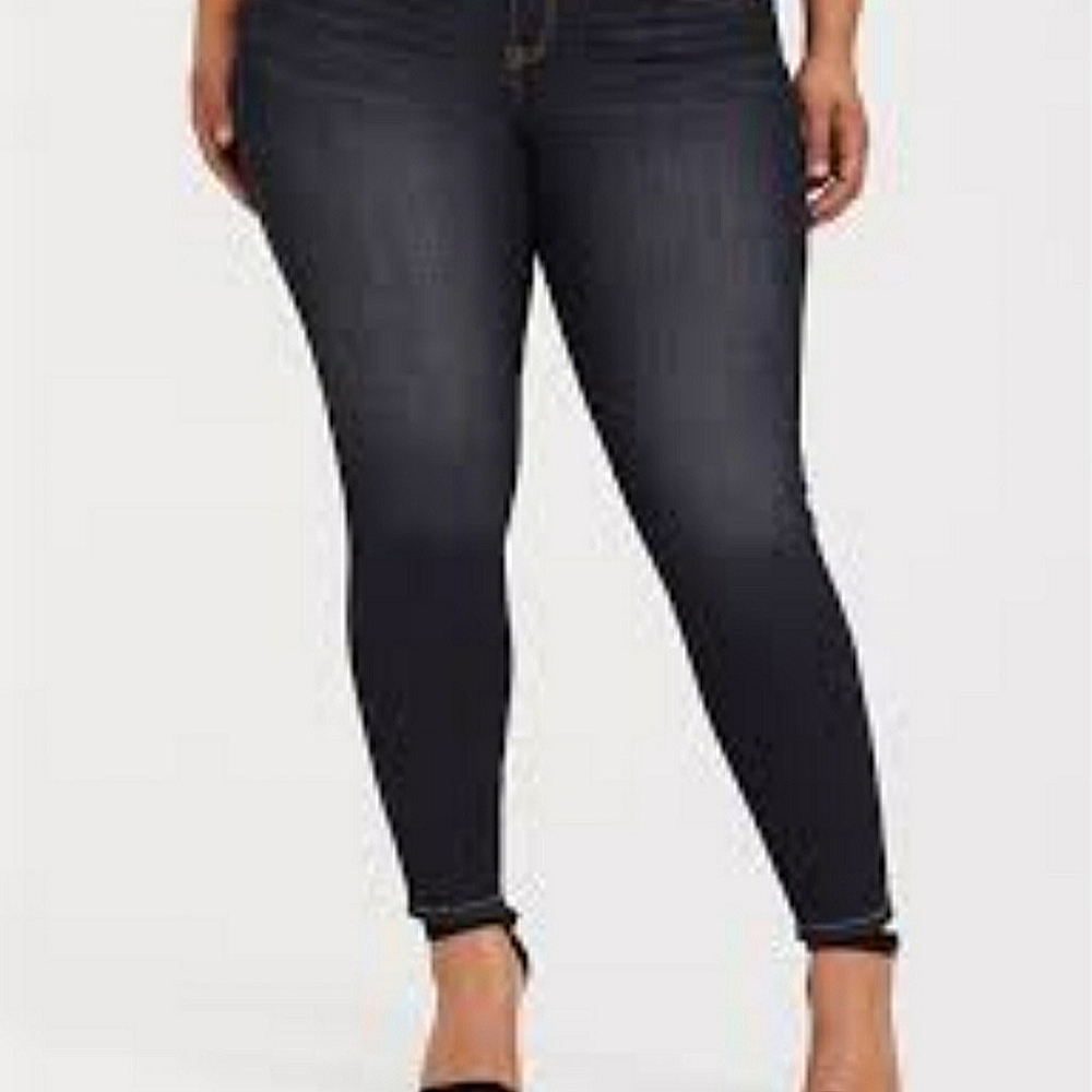 TORRID Jegging Ankle Jeans